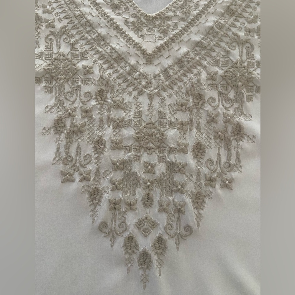 Embroidered Women's Top with Intricate Tan Embroidery. Size S. NWOT. - Picture 9 of 14